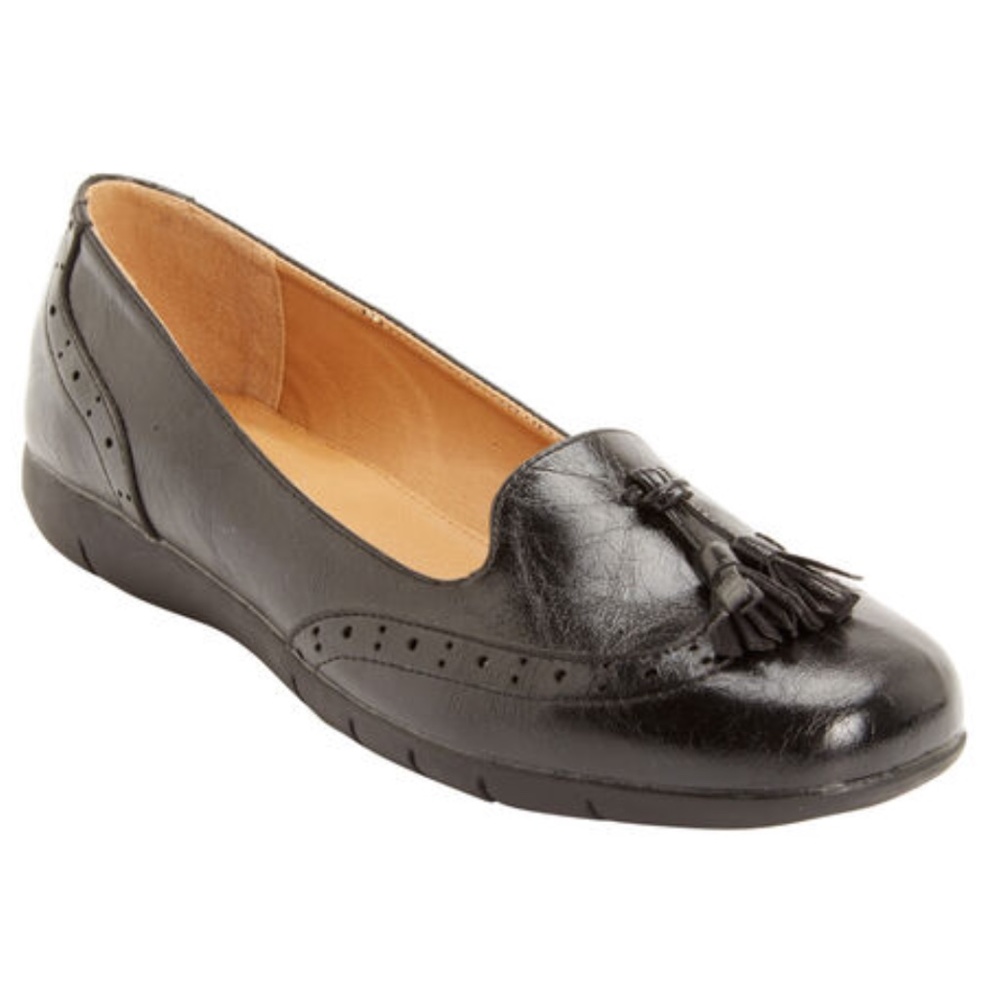 COMFORTVIEW Aster Slip-On Loafer in Black Size: 7M